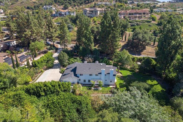 3412 Buena Creek Rd, Vista, CA 92084