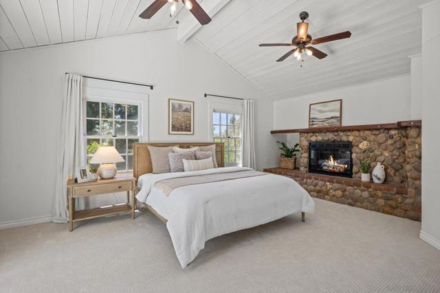 3412 Buena Creek Rd, Vista, CA 92084