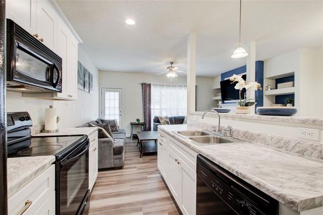4834 W Park Circle, Atlanta, GA 30349