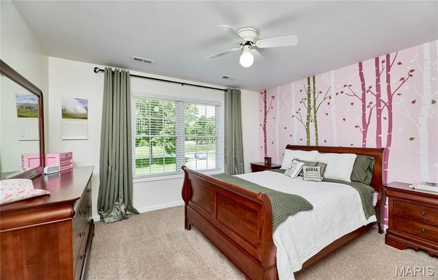 22 Wagon Wheel, Troy, MO 63379