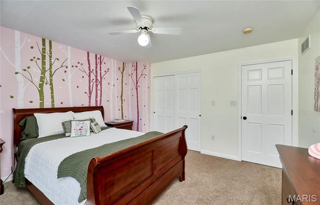 22 Wagon Wheel, Troy, MO 63379