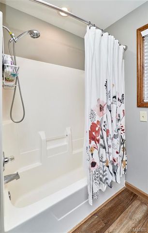 22 Wagon Wheel, Troy, MO 63379