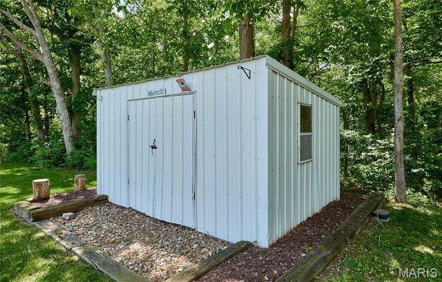 22 Wagon Wheel, Troy, MO 63379