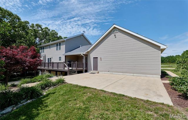 22 Wagon Wheel, Troy, MO 63379