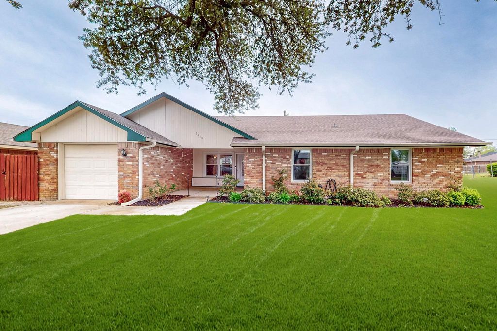 3910 7th Street, Sachse, TX 75048