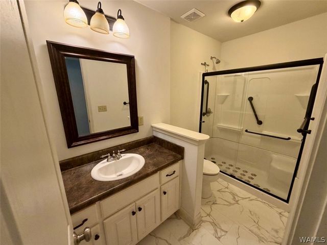 2928 Cameo, Northport, AL 35473