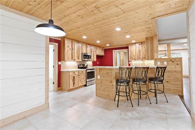 21418 East Boulevard, Silverhill, AL 36576