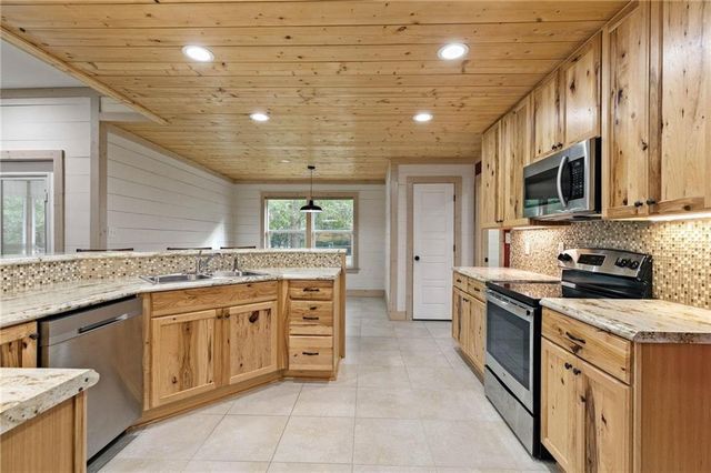 21418 East Boulevard, Silverhill, AL 36576