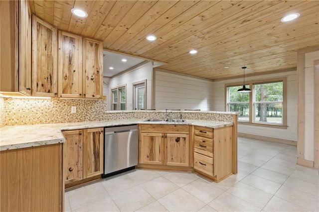 21418 East Boulevard, Silverhill, AL 36576