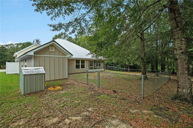 21418 East Boulevard, Silverhill, AL 36576