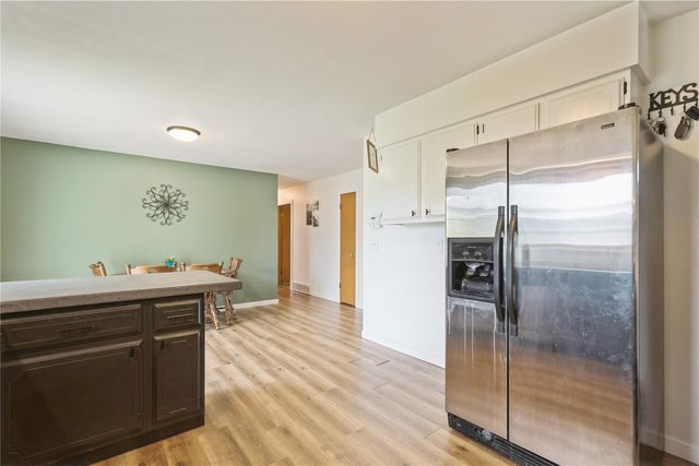 135 29th Street Court, Marion, IA 52302