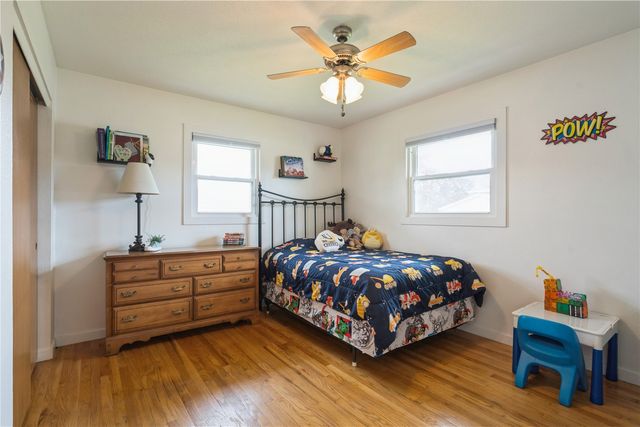 135 29th Street Court, Marion, IA 52302