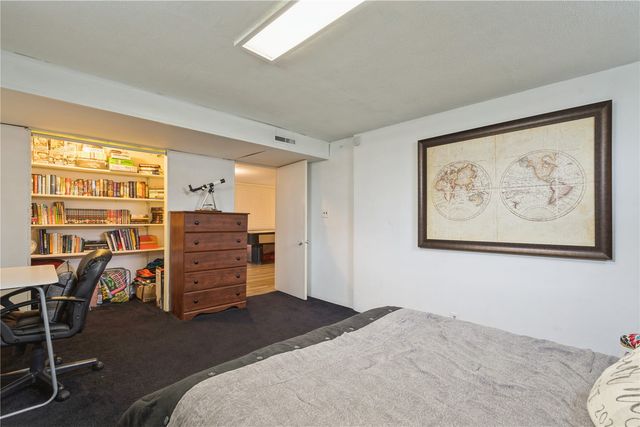135 29th Street Court, Marion, IA 52302