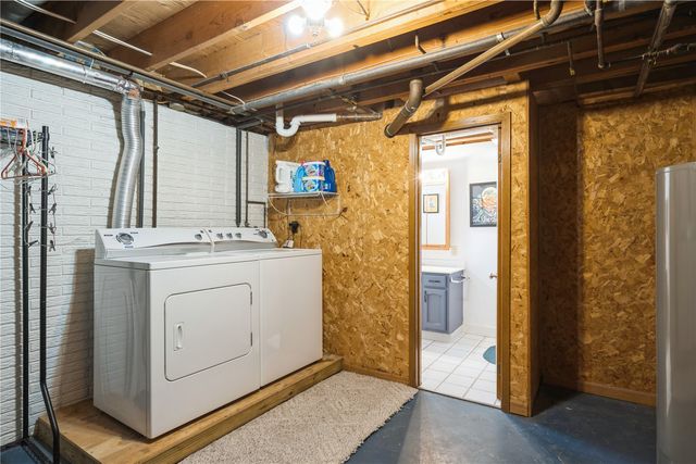 135 29th Street Court, Marion, IA 52302