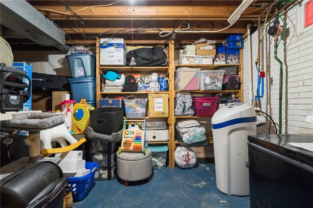 135 29th Street Court, Marion, IA 52302