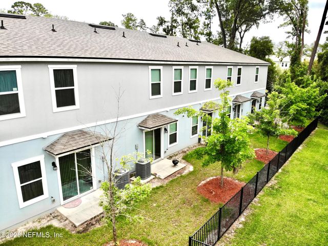 288 ARALIA Lane, Jacksonville, FL 32216