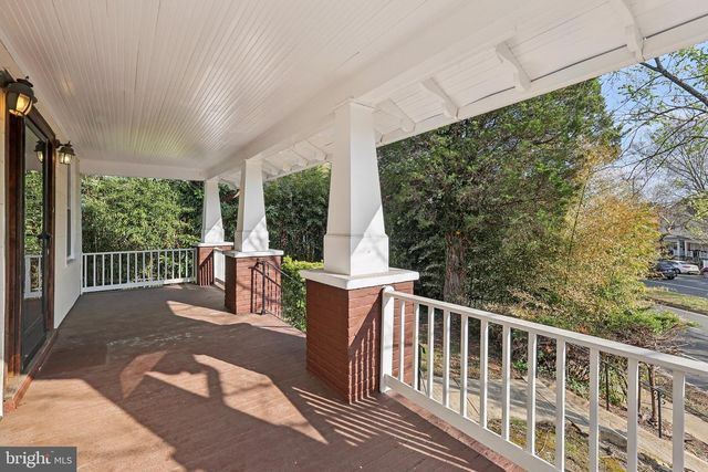 2417 WASHINGTON BLVD, Arlington, VA 22201