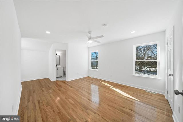 11 WEDGEFIELD CT, New Castle, DE 19720