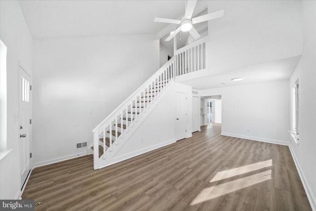 11 WEDGEFIELD CT, New Castle, DE 19720
