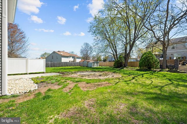 11 WEDGEFIELD CT, New Castle, DE 19720