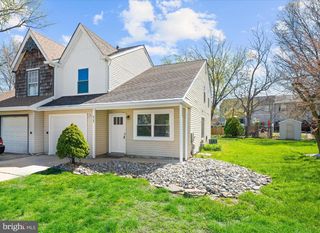 11 WEDGEFIELD CT, New Castle, DE 19720