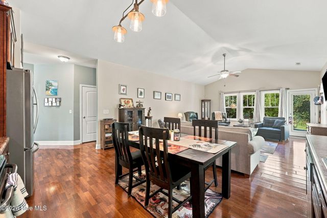 126 Penny Lane, Holly Ridge, NC 28445