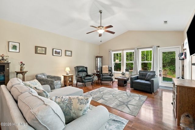 126 Penny Lane, Holly Ridge, NC 28445