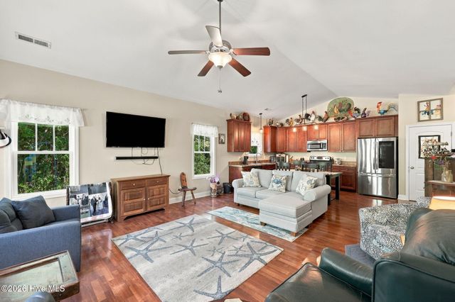 126 Penny Lane, Holly Ridge, NC 28445