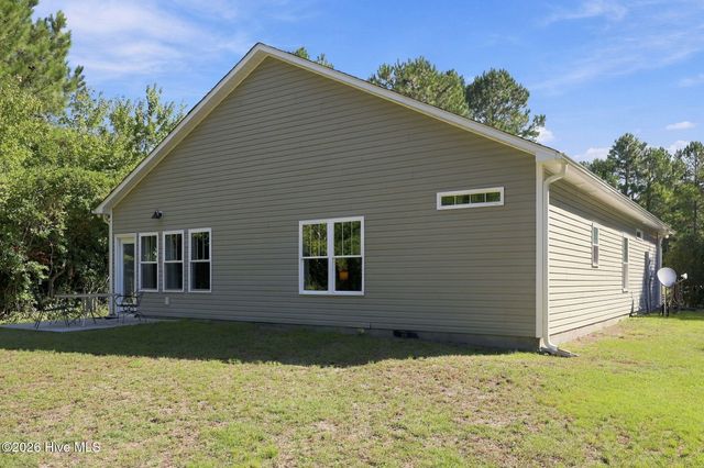 126 Penny Lane, Holly Ridge, NC 28445