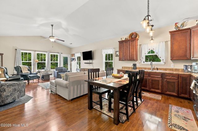 126 Penny Lane, Holly Ridge, NC 28445