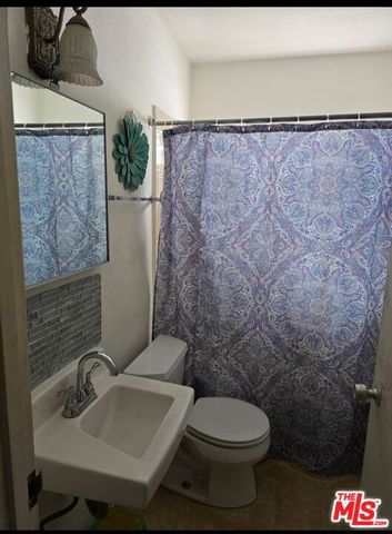 611 W 109th Street, Los Angeles, CA 90044