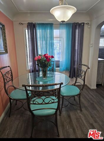 611 W 109th Street, Los Angeles, CA 90044