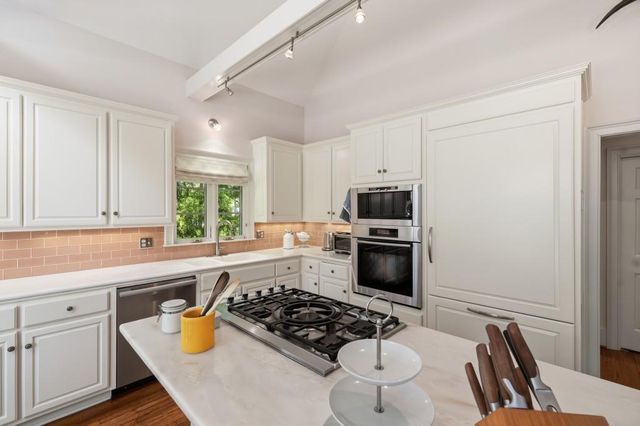 1314 Battleview Drive NW, Atlanta, GA 30327