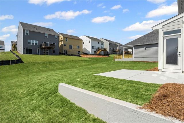 716 Crystal Lake Parkway, Hoschton, GA 30548