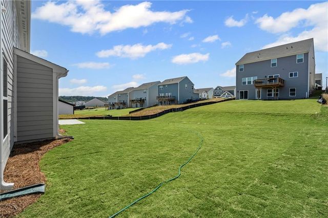 716 Crystal Lake Parkway, Hoschton, GA 30548