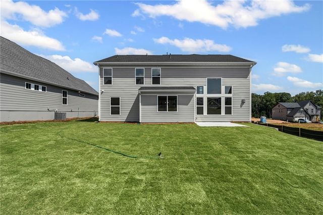 716 Crystal Lake Parkway, Hoschton, GA 30548