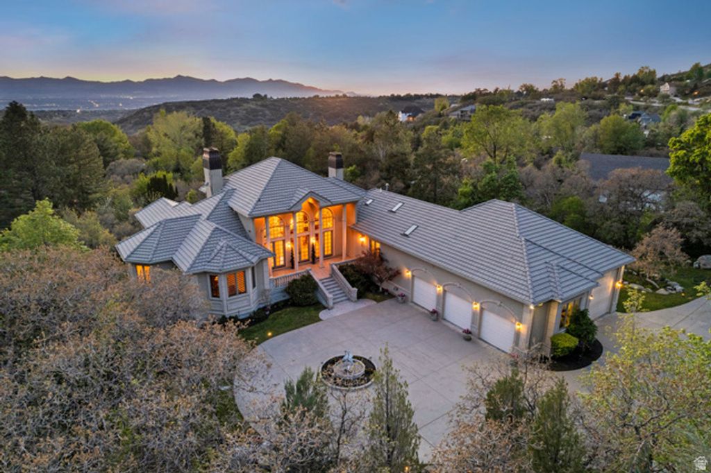 10588 S WASATCH BLVD, Sandy, UT 84092