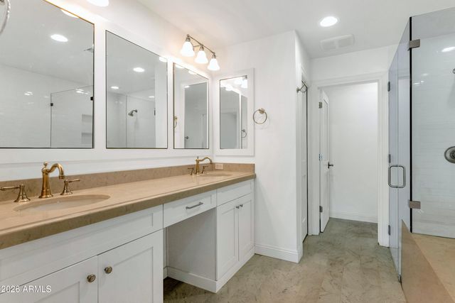 2626 E ARIZONA BILTMORE Circle 17, Phoenix, AZ 85016