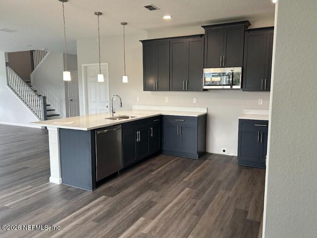 1308 JEWELSTONE Lane, Jacksonville, FL 32221