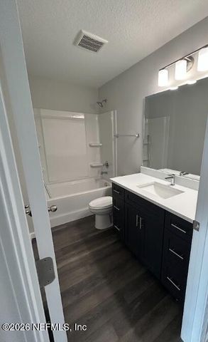 1308 JEWELSTONE Lane, Jacksonville, FL 32221