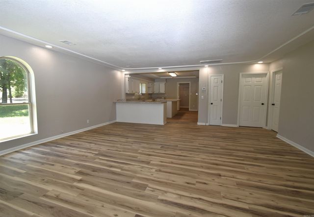 13267 HWY 135 N, Paragould, AR 72450