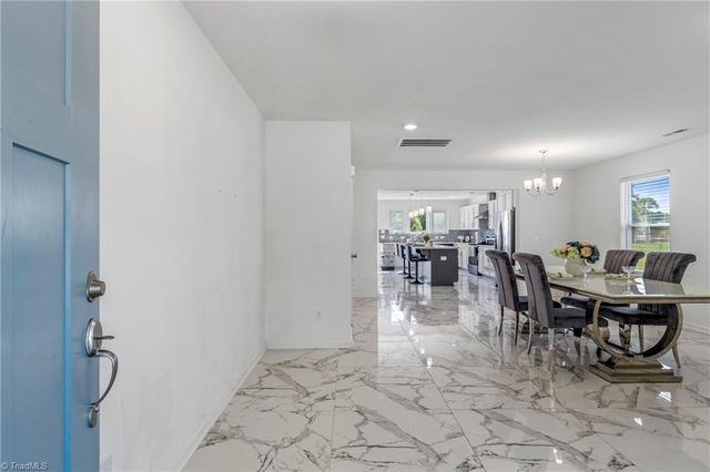 5315 Murray Road, Winston-salem, NC 27106