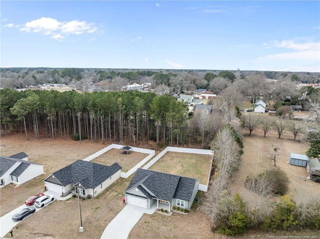 72 Magnolia Street, Parkton, NC 28371