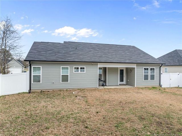 72 Magnolia Street, Parkton, NC 28371