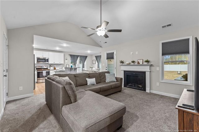 72 Magnolia Street, Parkton, NC 28371