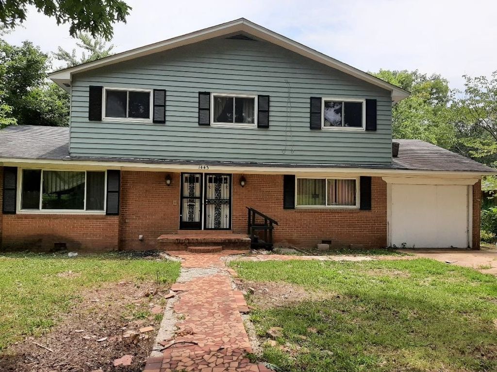 1443 S PARKWAY AVE E, Memphis, TN 38106