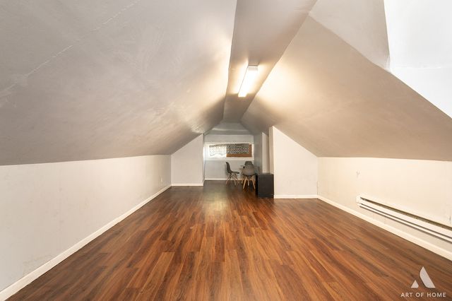 8136 S Manistee Avenue, Chicago, IL 60617