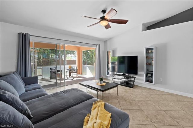 1016 SW Embers TER, Cape Coral, FL 33991