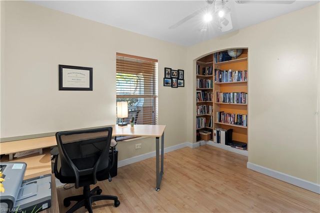 1016 SW Embers TER, Cape Coral, FL 33991