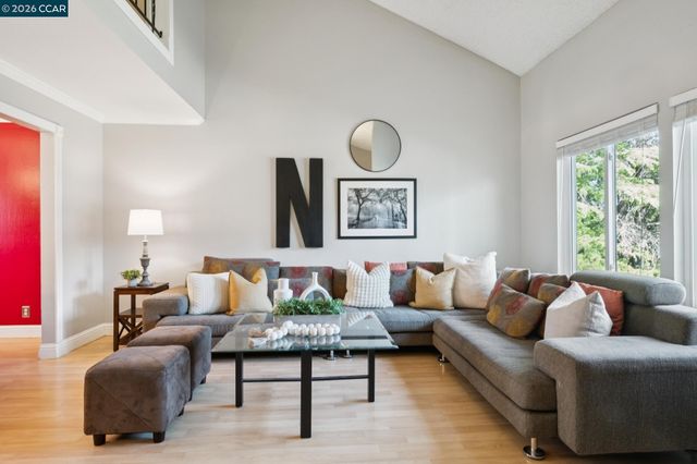 510 Mt Dell Drive, Clayton, CA 94517